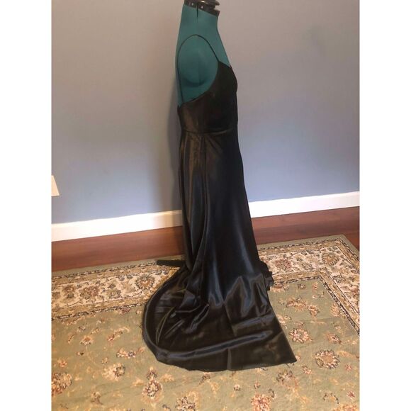 Jenny Yoo Black Satin Crepe Dina Dress, size 8 - Picture 5 of 11